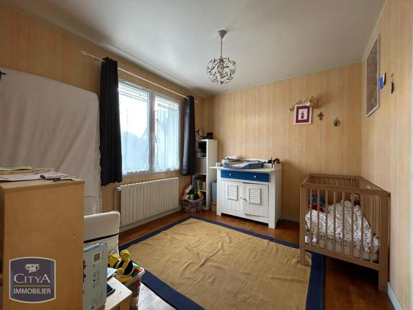 Maison à louer 5 pièces 117.32m² Vouneuil-sous-Biard (86580)