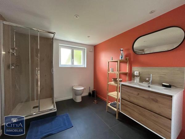 Maison à louer 5 pièces 117.32m² Vouneuil-sous-Biard (86580)