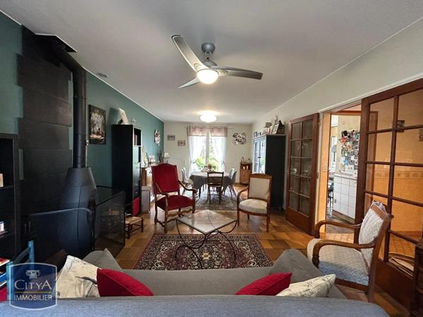 Maison à louer 5 pièces 117.32m² Vouneuil-sous-Biard (86580)