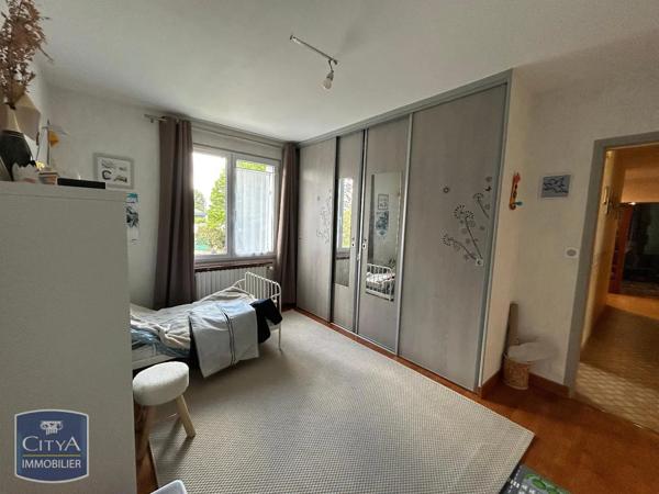 Maison à louer 5 pièces 117.32m² Vouneuil-sous-Biard (86580)