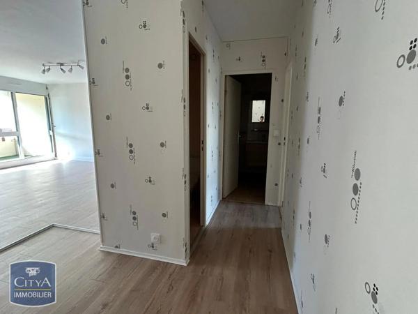 Appartement à louer 4 pièces 80.06m² Rennes (35700)