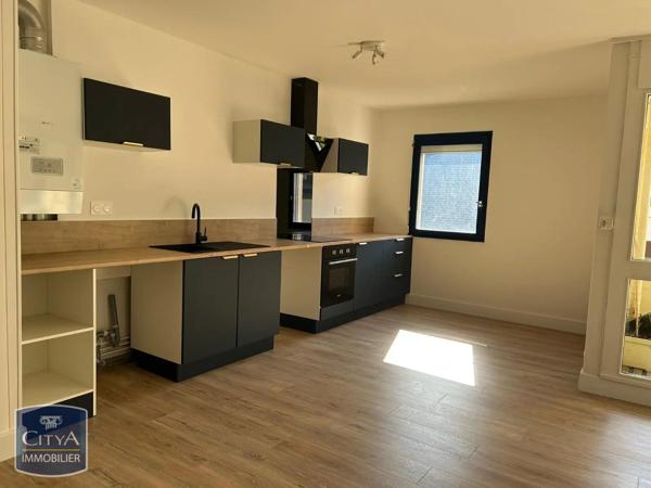 Appartement à louer 4 pièces 80.06m² Rennes (35700)