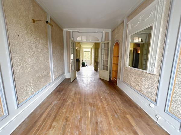 Appartement T4 à vendre quartier Champanatier - appartement de caractère avec jardin arboré -