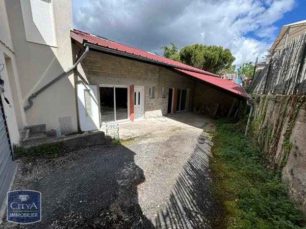 Immeuble à vendre 222m² Angoulême (16000)