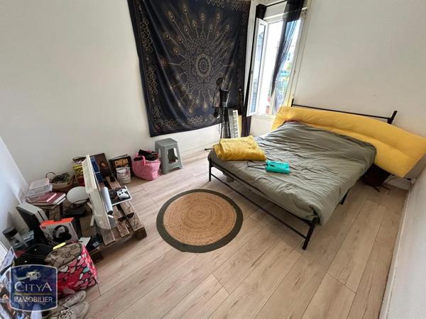 Immeuble à vendre 222m² Angoulême (16000)