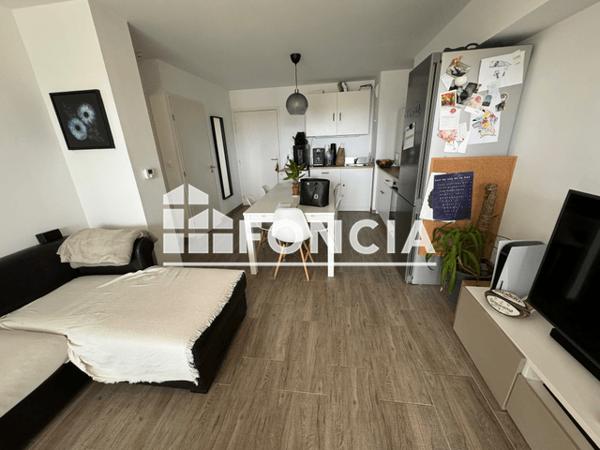 Location Appartement 2 pièces 42.9 m² - 229 AVENUE GEORGES BOREL Salon De Provence 13300