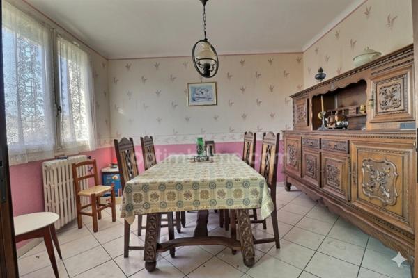 Maison à rénover 94m² à Gesté