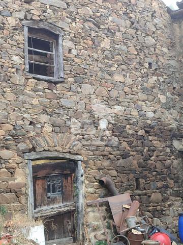 Terrain avec bâtisse