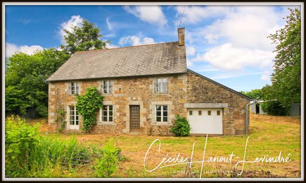 Saint-James (50240) MONTANEL - Maison d'habitation en pierre à restaurer - 107 m², avec cellier en pierre et garage. Terrain 2420