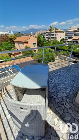 Appartement à vendre 3 pièces 74 m² Cagnes-sur-Mer