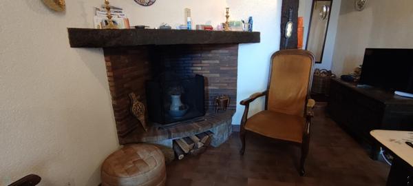 Maison de caractère en pierres avec terrasse