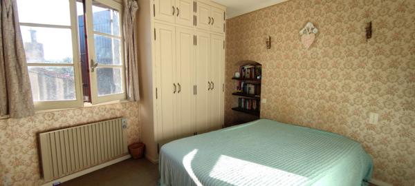 Maison de caractère en pierres avec terrasse