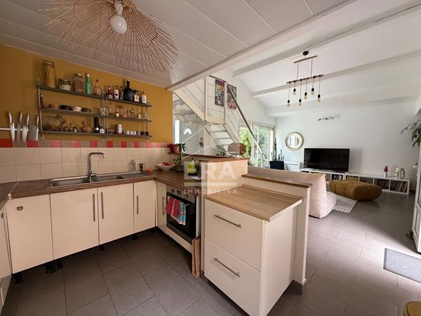 A VENDRE 13400 AUBAGNE MAISON TYPE 5 DE 100 M² SUR 100M² DE JARDIN PARKING COUVERT