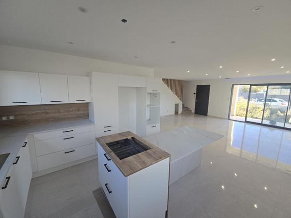 Maison  5 pièce(s) 160 m2