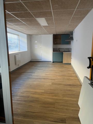 local commercial 57m² Migné-Auxances