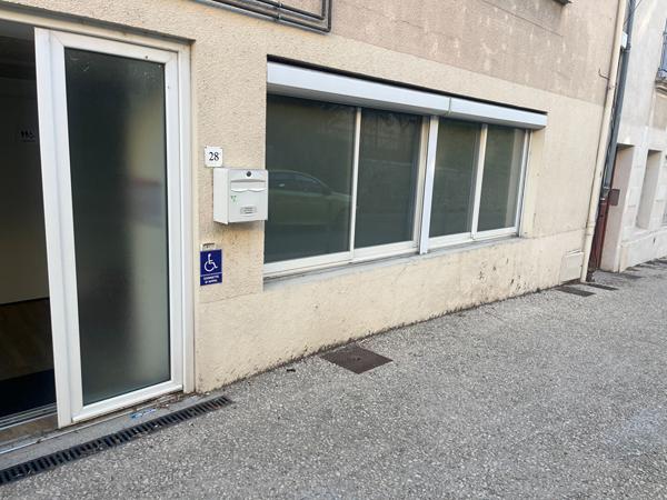 local commercial 57m² Migné-Auxances