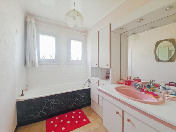 Maison Individuelle Oinville 171 m², 930 m² de parcelle