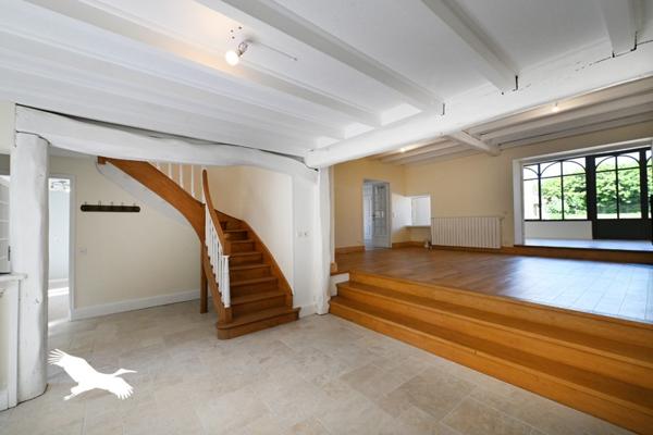 Maison à vendre 430 000 € Cognac 8 p 255 m² DPE C