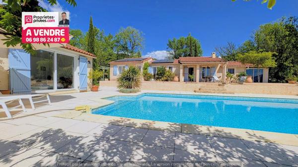 ELEGANTE VILLA DE PLAIN-PIED ET DE 4 CHAMBRES. 150 m² .Calme et résidentiel !