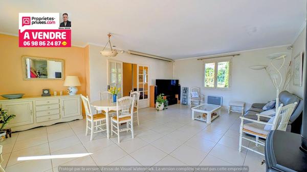 ELEGANTE VILLA DE PLAIN-PIED ET DE 4 CHAMBRES. 150 m² .Calme et résidentiel !