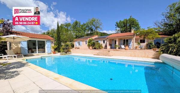 ELEGANTE VILLA DE PLAIN-PIED ET DE 4 CHAMBRES. 150 m² .Calme et résidentiel !
