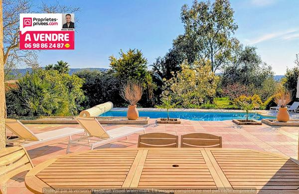 ELEGANTE VILLA DE PLAIN-PIED ET DE 4 CHAMBRES. 150 m² .Calme et résidentiel !