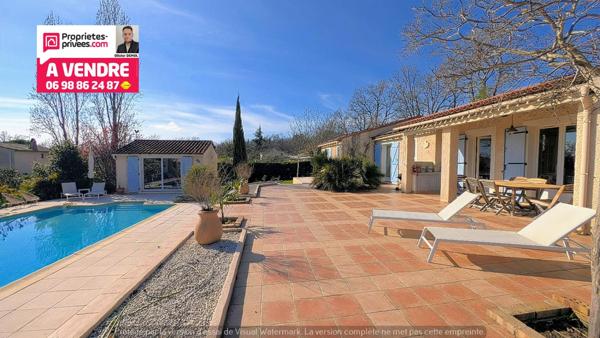 ELEGANTE VILLA DE PLAIN-PIED ET DE 4 CHAMBRES. 150 m² .Calme et résidentiel !