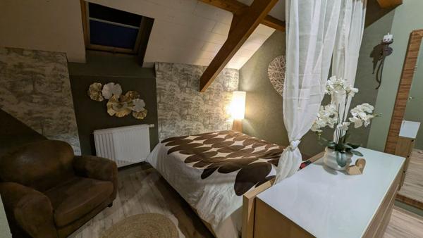 Appartement Dampierre 5 pièce(s) 123 m2