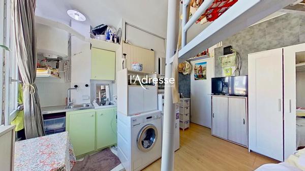 Studio de 15m² en étage élevé sans vis à vis - Paris 15e