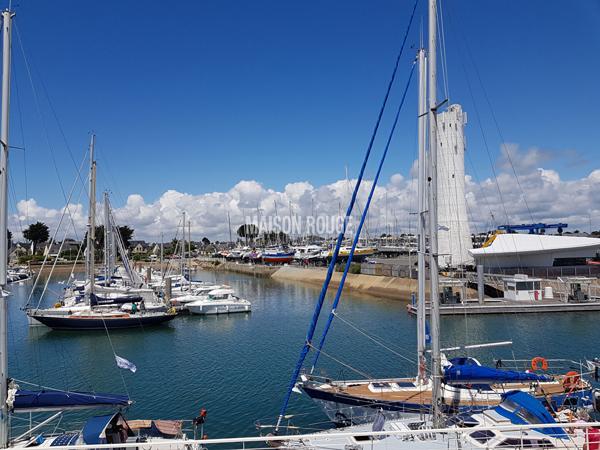 Sur la commune d'Arzon, entre le Golfe du Morbihan et l'océan.