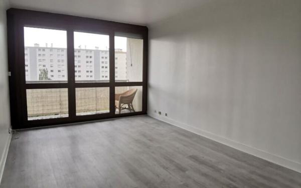 Appartement à louer    2 pièces •  Chilly-Mazarin