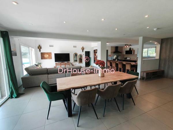 Maison à vendre 9 pièces de 250 m²