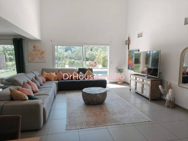 Maison à vendre 9 pièces de 250 m²