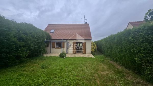 TRES URGENT PAVILLON
