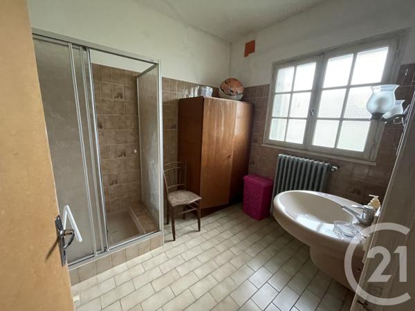 Maison à vendre  6 pièces - 190,29 m2 CHATEAUMEILLANT - 18