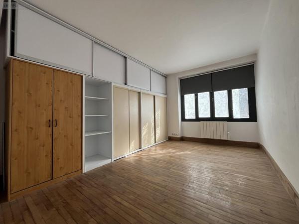 Immeuble à vendre à Ploërmel dans le Morbihan (56800), ref : VI078-56044