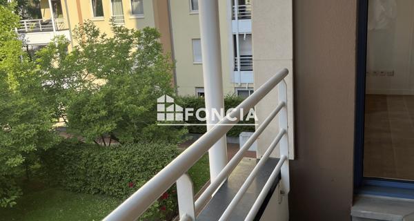 Location Appartement 3 pièces 73 m² - Lille 59800