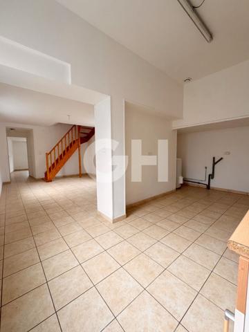 Appartement 3 pièces à louer à Louvroil - Réf. 660