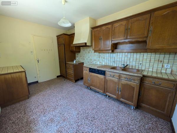 Maison à vendre à Changé dans la Sarthe (72560), ref : CHM70