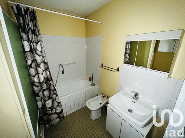 Appartement 1 pièce de 26 m² à Bourges (18000)