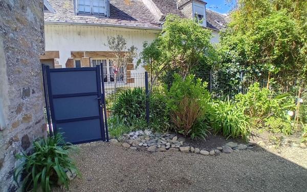 Maison à vendre    3 pièces • 76 m2 Plougasnou