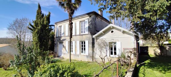Maison de Caractère à 10min de Saintes