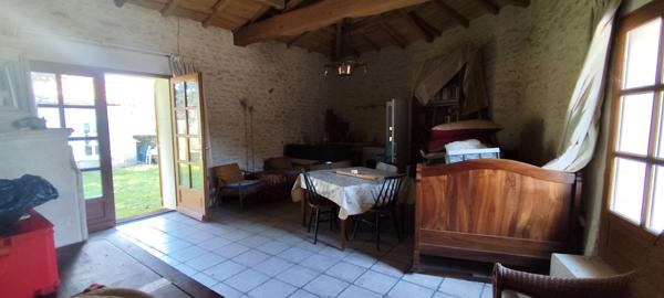 Maison de Caractère à 10min de Saintes