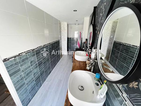 Vente Maison 8 pièces 168 m2 à Neuvic