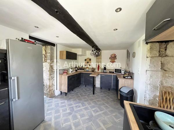 Vente Maison 8 pièces 168 m2 à Neuvic