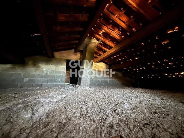 Maison Saint Etienne De Fontbellon 10 pièce(s) 220 m2 sur 2740 m² de terrain