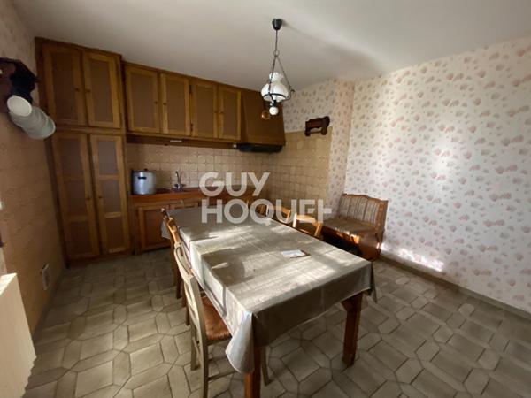 Maison Saint Etienne De Fontbellon 10 pièce(s) 220 m2 sur 2740 m² de terrain