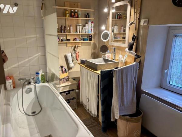 Maison en pierres à VIRE NORMANDIE