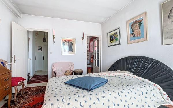 Appartement à vendre    3 pièces • 154,33 m2 Antibes