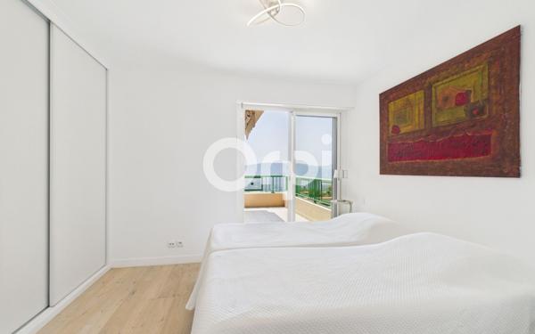 Appartement à vendre    4 pièces • 102,20 m2 Mandelieu-la-Napoule